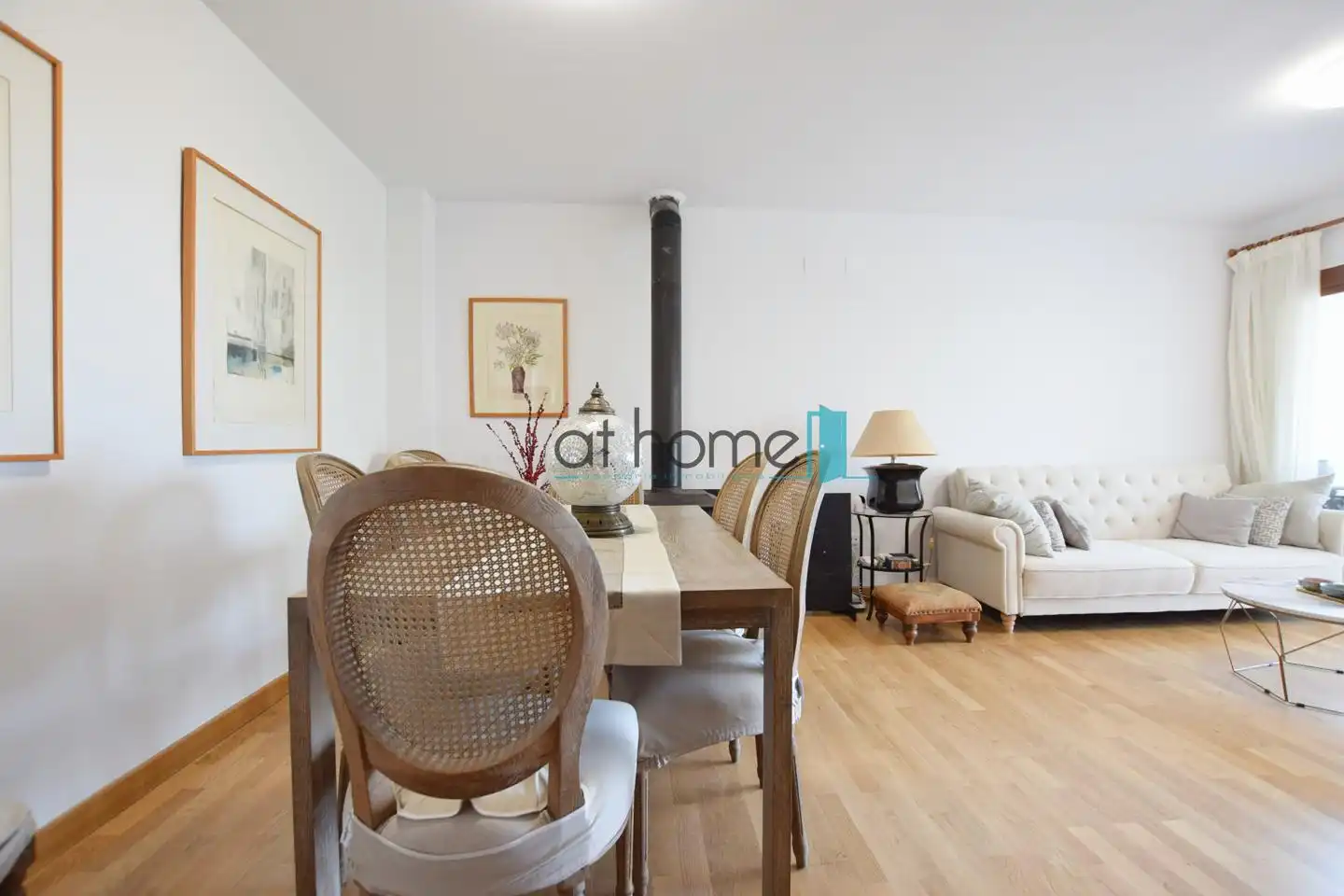 Wohnzimmer von Einfamilien-Reihenhaus zur Miete in Sagunto / Sagunt mit Klimaanlage, Parkett und Terrasse