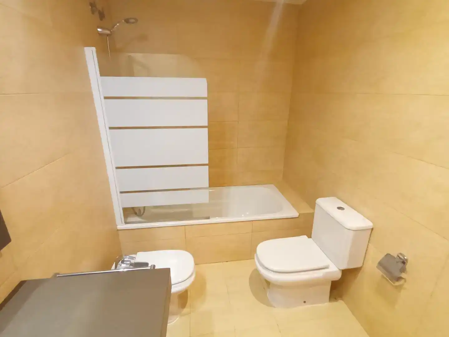 Bany de Pis en venda en Martorell amb Balcó