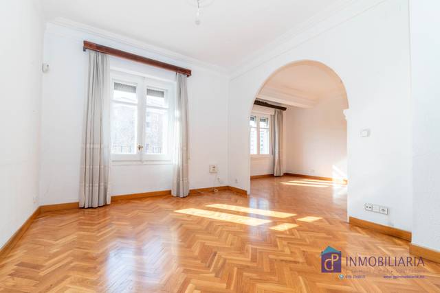 Piso en Venta en Paseo Gran Vía en Doctor Cerrada