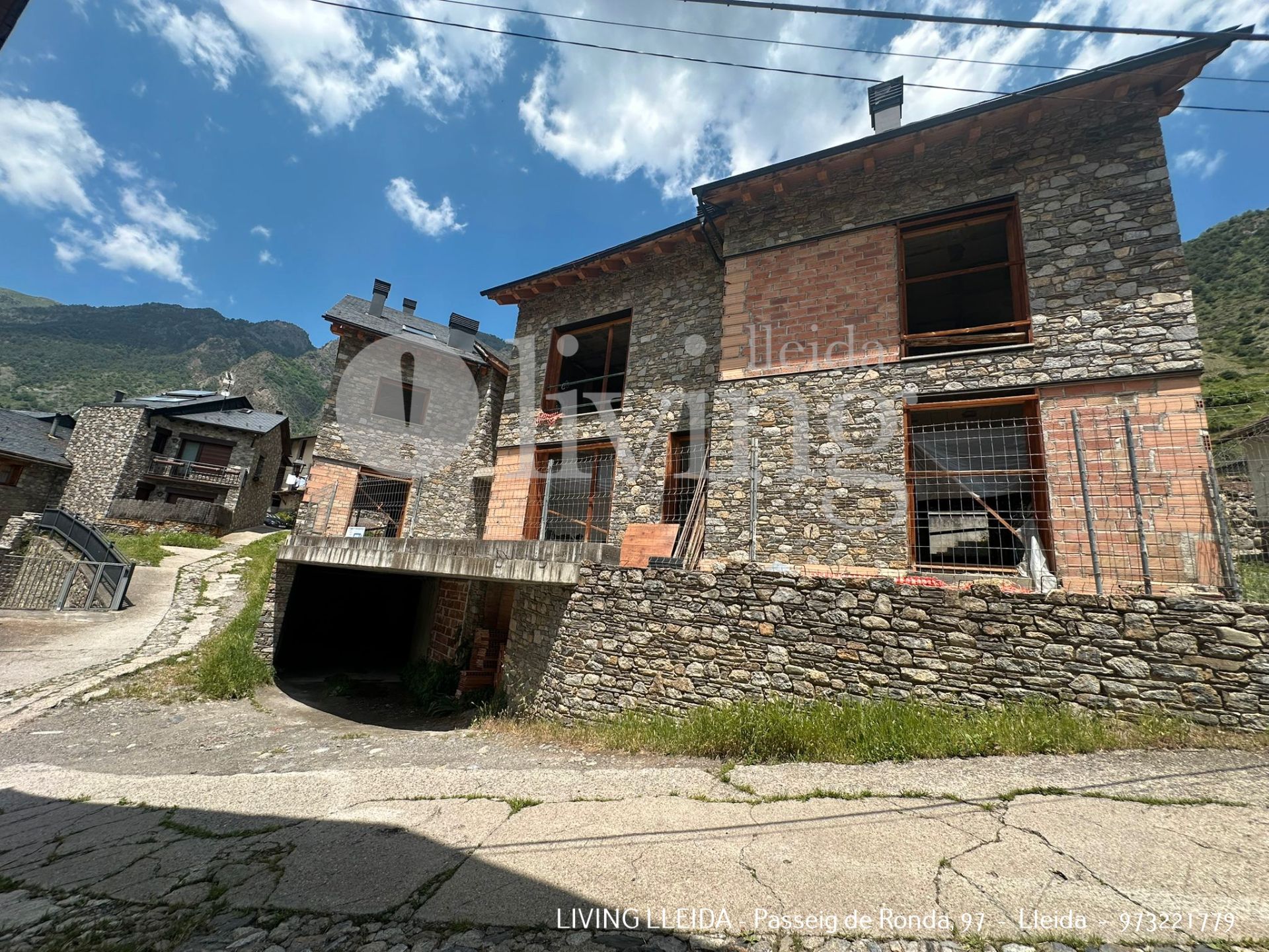 Exterior view of Flat for sale in Vila-real  with Terrace, Storage room and Balcony