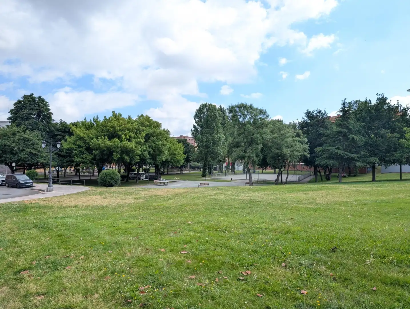 Pis en venda en Oviedo  amb Calefacció i Terrassa