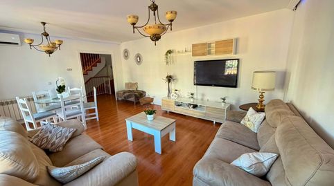 Foto 2 de Casa o xalet en venda a Los Almendros - El Limonero - El Tomillar, Málaga Capital