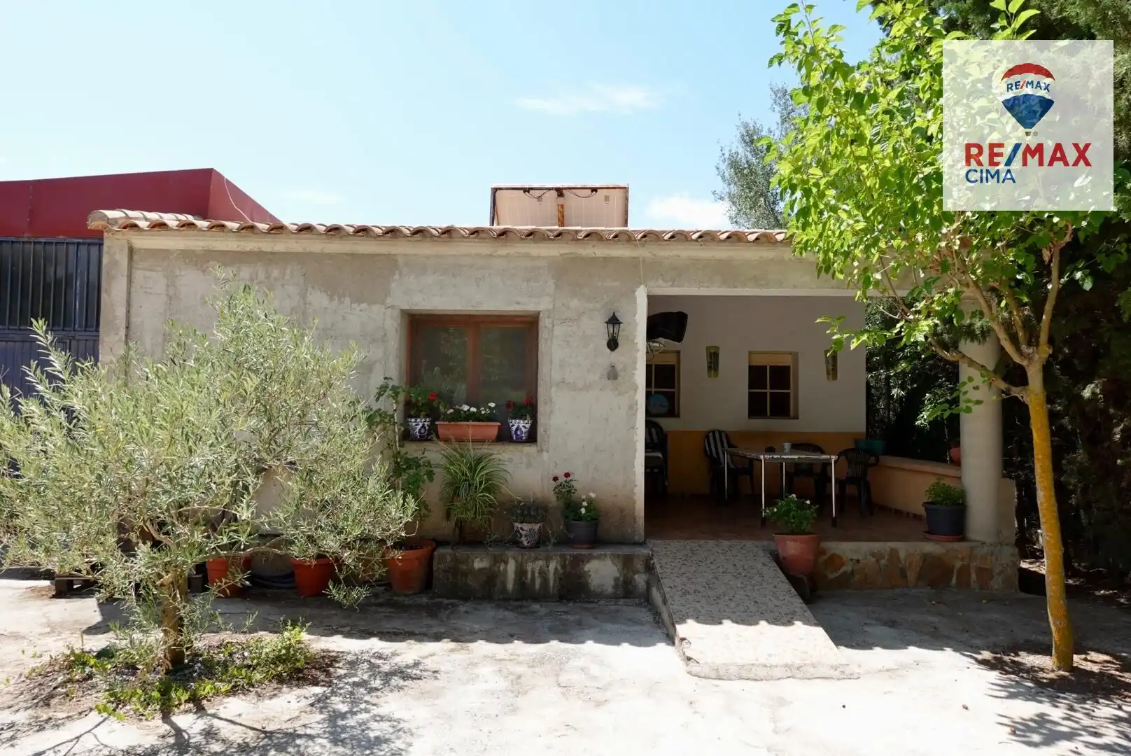 Exterior view of Houses for sale in Cúllar  with Private garden and Community pool
