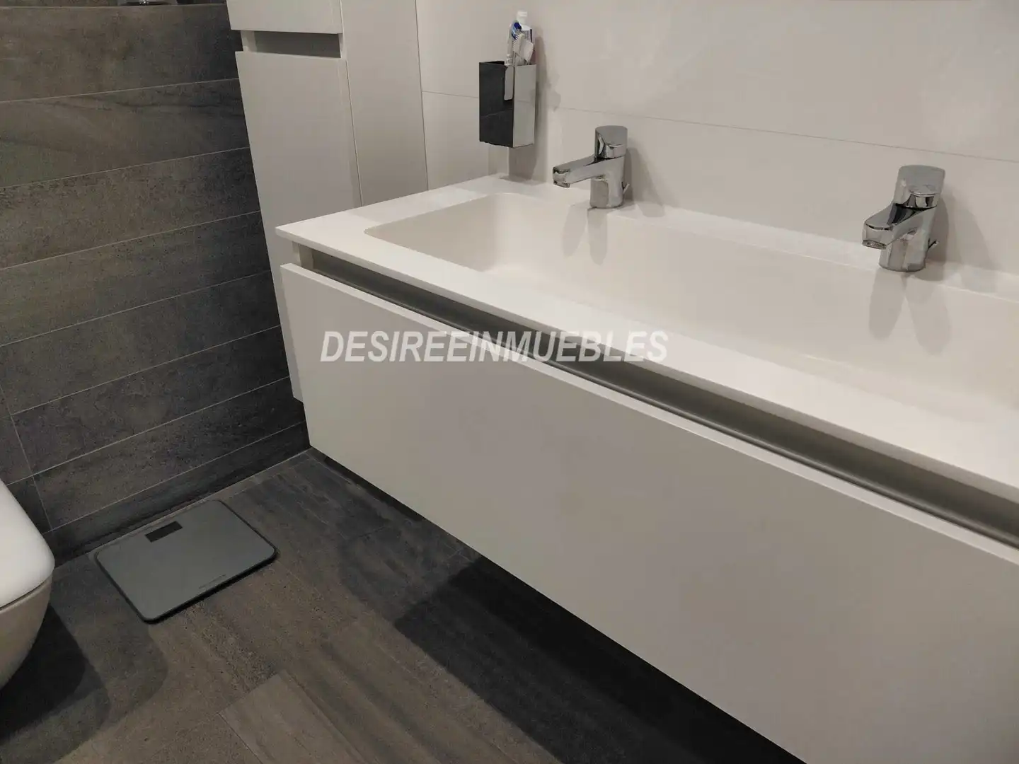 Baño de Piso en venta en Valencia con Aire acondicionado, Calefacción y Parquet