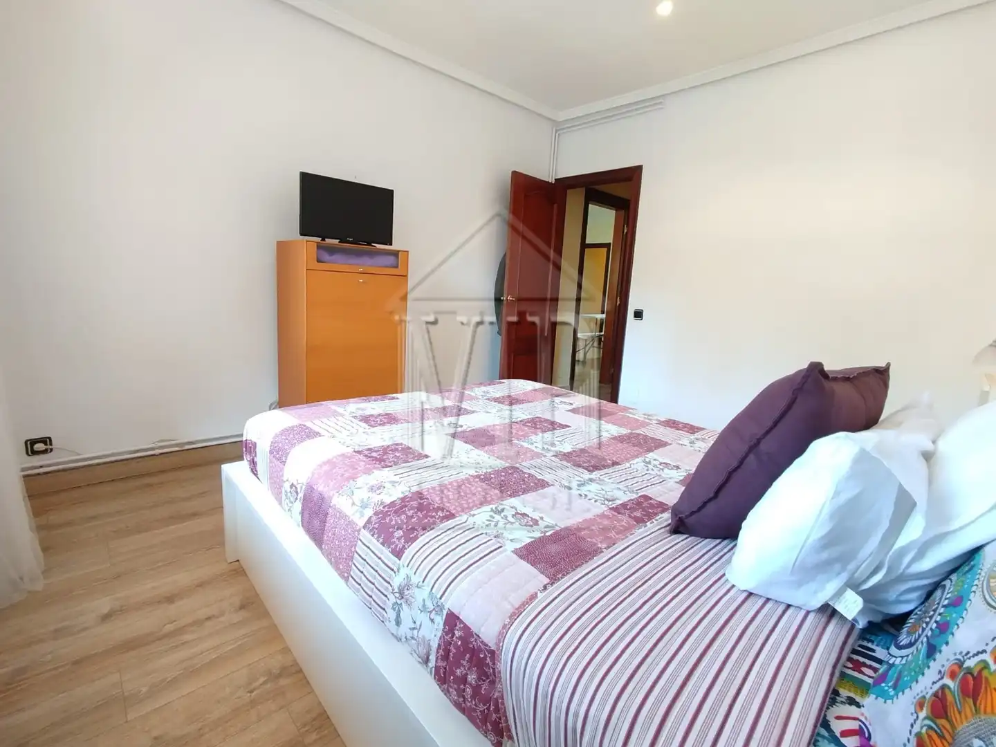 Habitación de Piso en venta en Badalona con Aire acondicionado y Amueblado