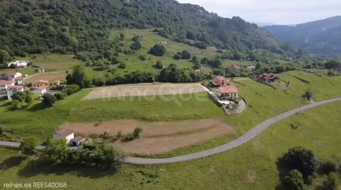 Venta de Terreno urbano en Peñamellera Baja  REES40058