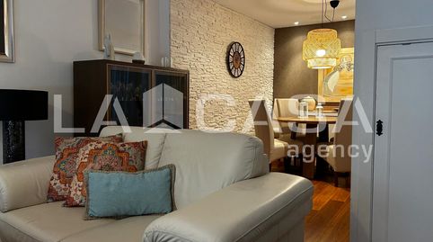 Foto 2 de Casa adosada en venta en Cerros de Montequinto, Montequinto