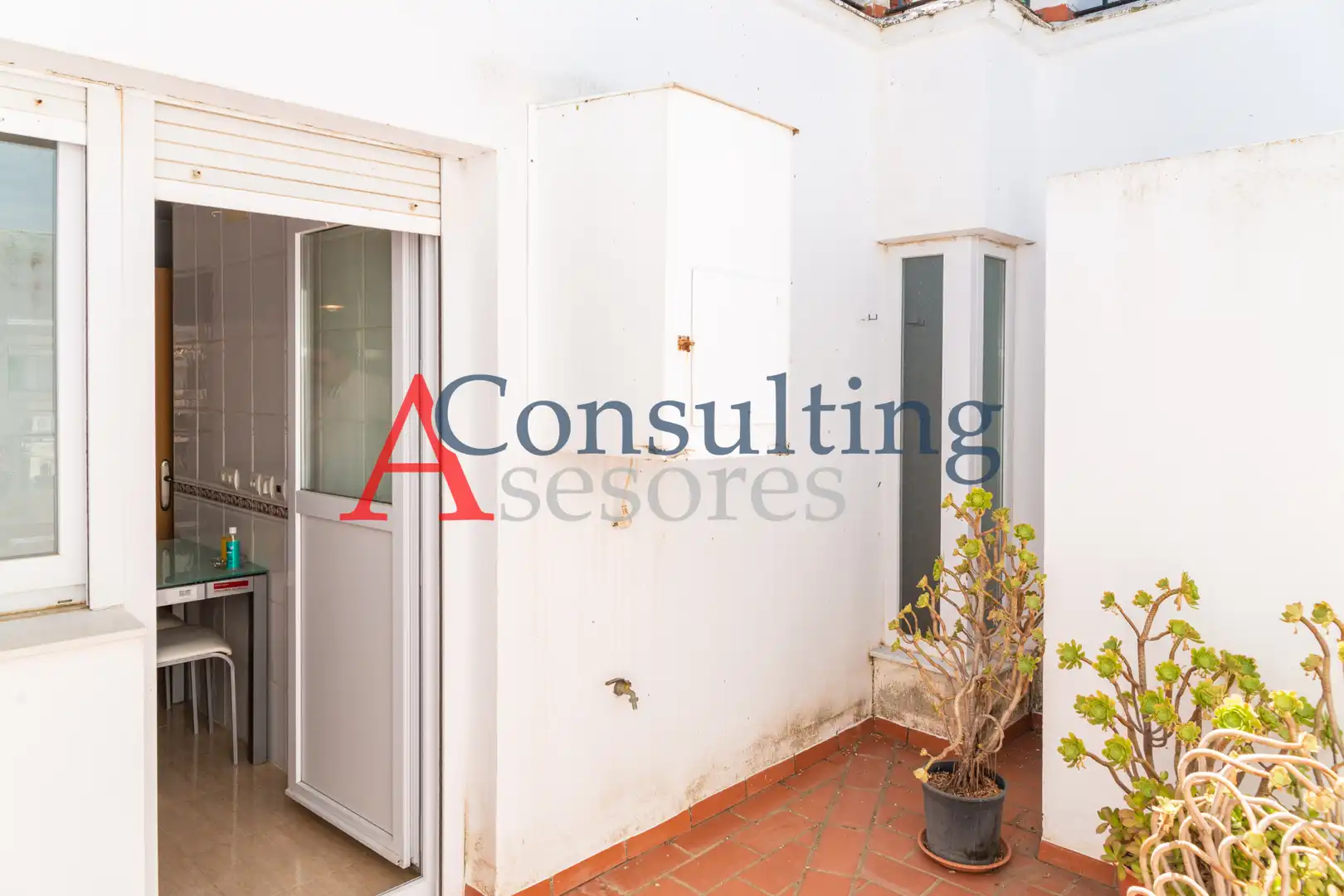 Terraza de Dúplex en venta en San Juan del Puerto con Amueblado, Horno y Lavadora