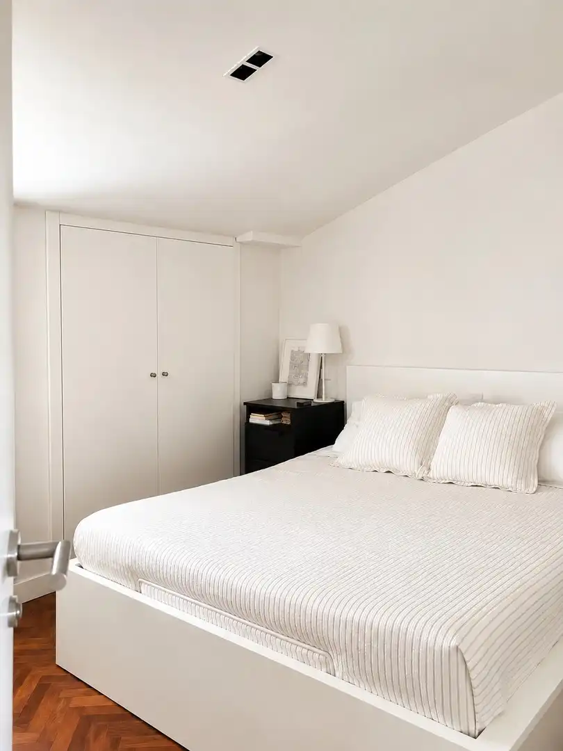 Schlafzimmer von Wohnungen zur Miete in Madrid mit Klimaanlage, Heizung und Möbliert