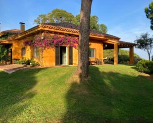 Jardí de Casa o xalet en venda en Sant Vicenç de Montalt amb Calefacció, Jardí privat i Piscina