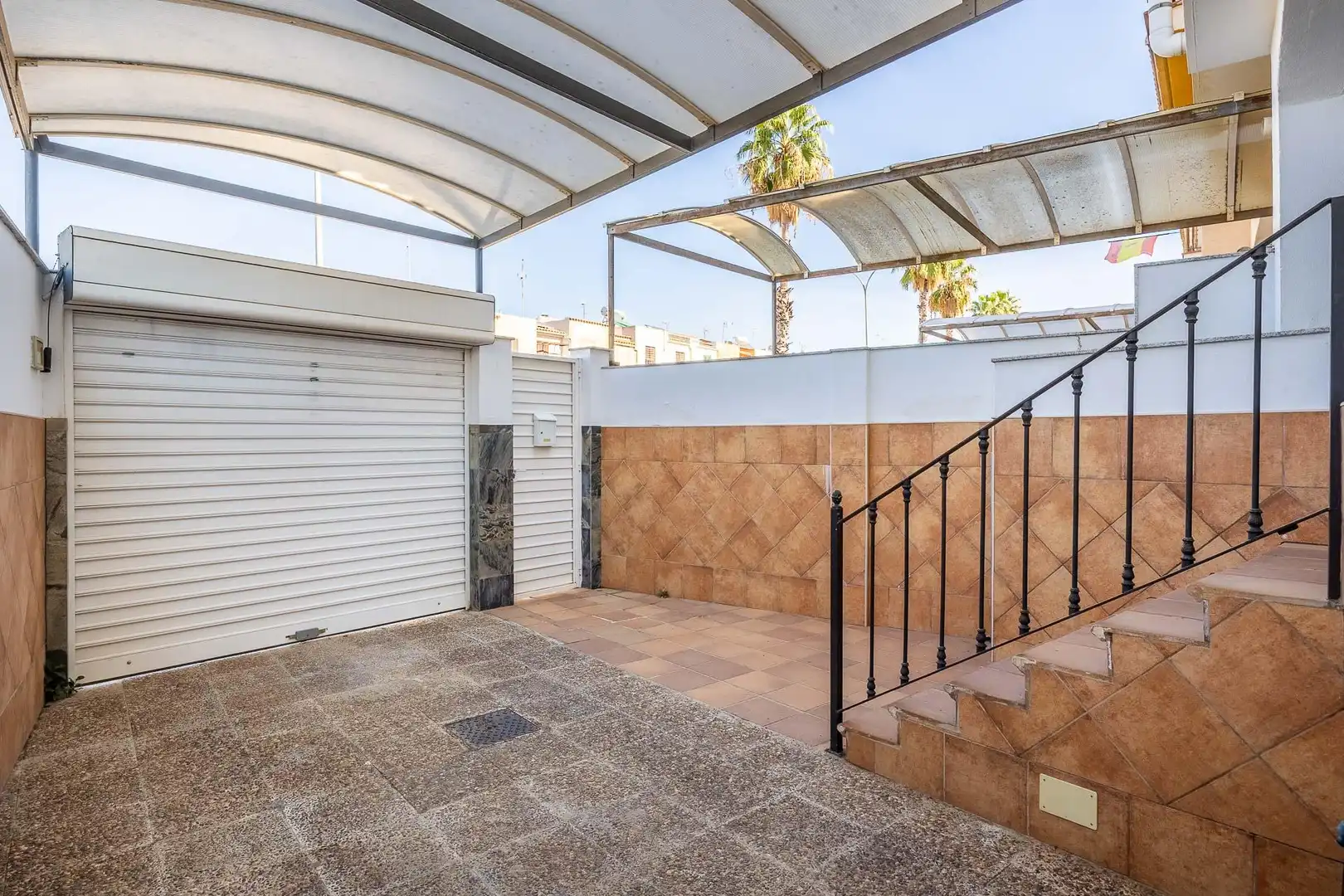 Casa aparellada amb jardí en venda a 50 Avenida Mariana de Pineda #50, imagen 38