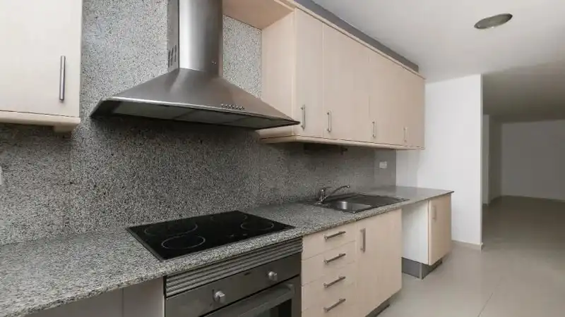Kitchen of Office for sale in Molins de Rei