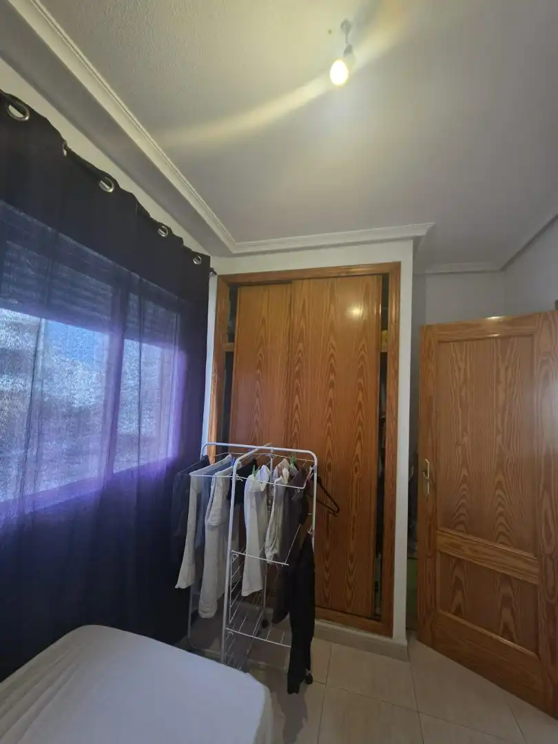 Habitación de Piso en venta en Torrevieja con Terraza y Amueblado