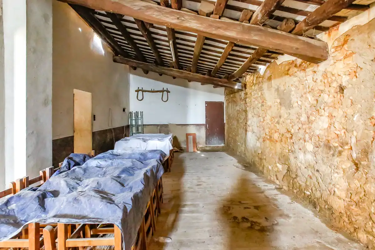 Country house zum Verkauf in Subirats mit Privatgarten und Balkon