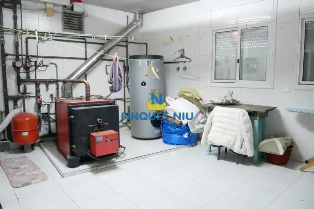 Casa con piscina en venta en Carrer Sant Martí, imagen 69