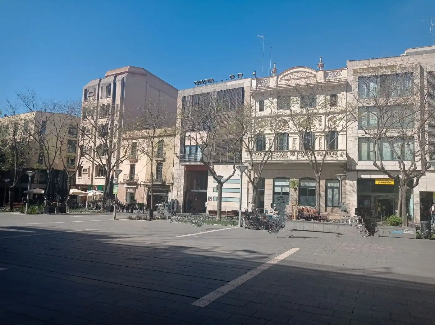 Außenansicht von Fabrik Grundstücke zum Verkauf in Sabadell