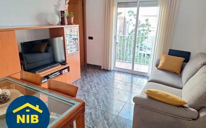 Exterior view of Flat for sale in  Barcelona Capital  with Air Conditioner, Heating and Balcony