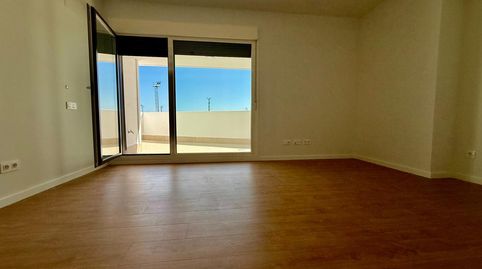Foto 2 von Wohnung zur Miete in Torreblanca, Sevilla Capital