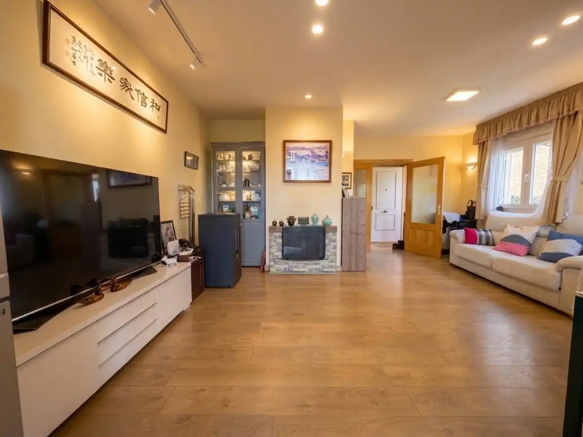 Living room of Houses for sale in El Espinar  with Heating, Private garden and Terrace