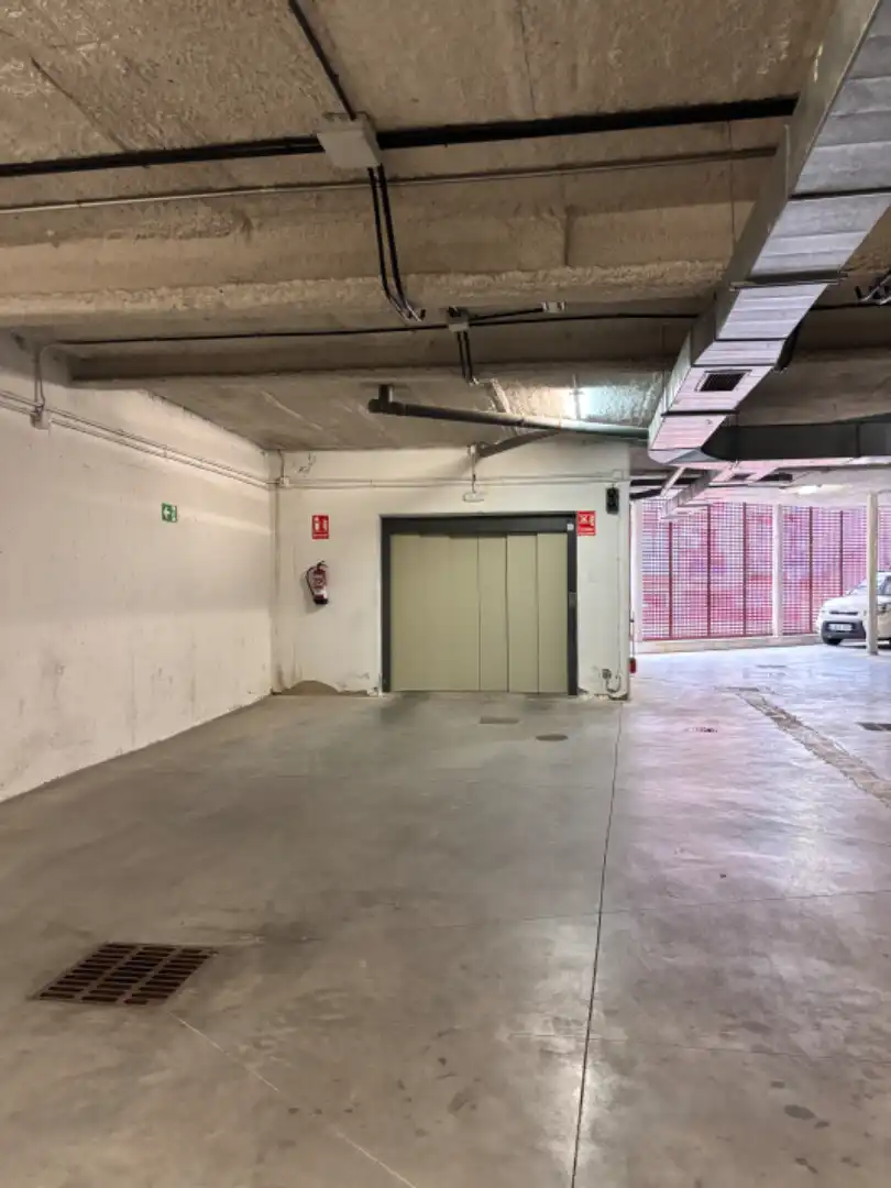 Garaje en venta en Calle Cantueso, Valdeacederas