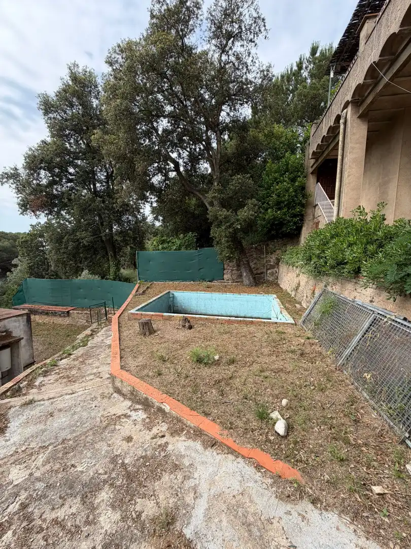 Piscina de Casa o chalet en venta en Barcelona con Jardín privado, Terraza y Piscina