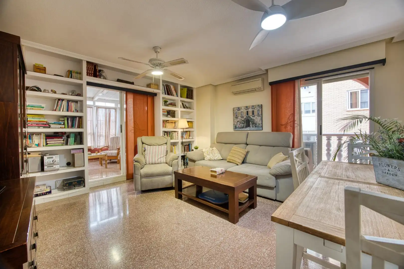 Living room of Attic for sale in Alicante / Alacant  with Air Conditioner and Terrace