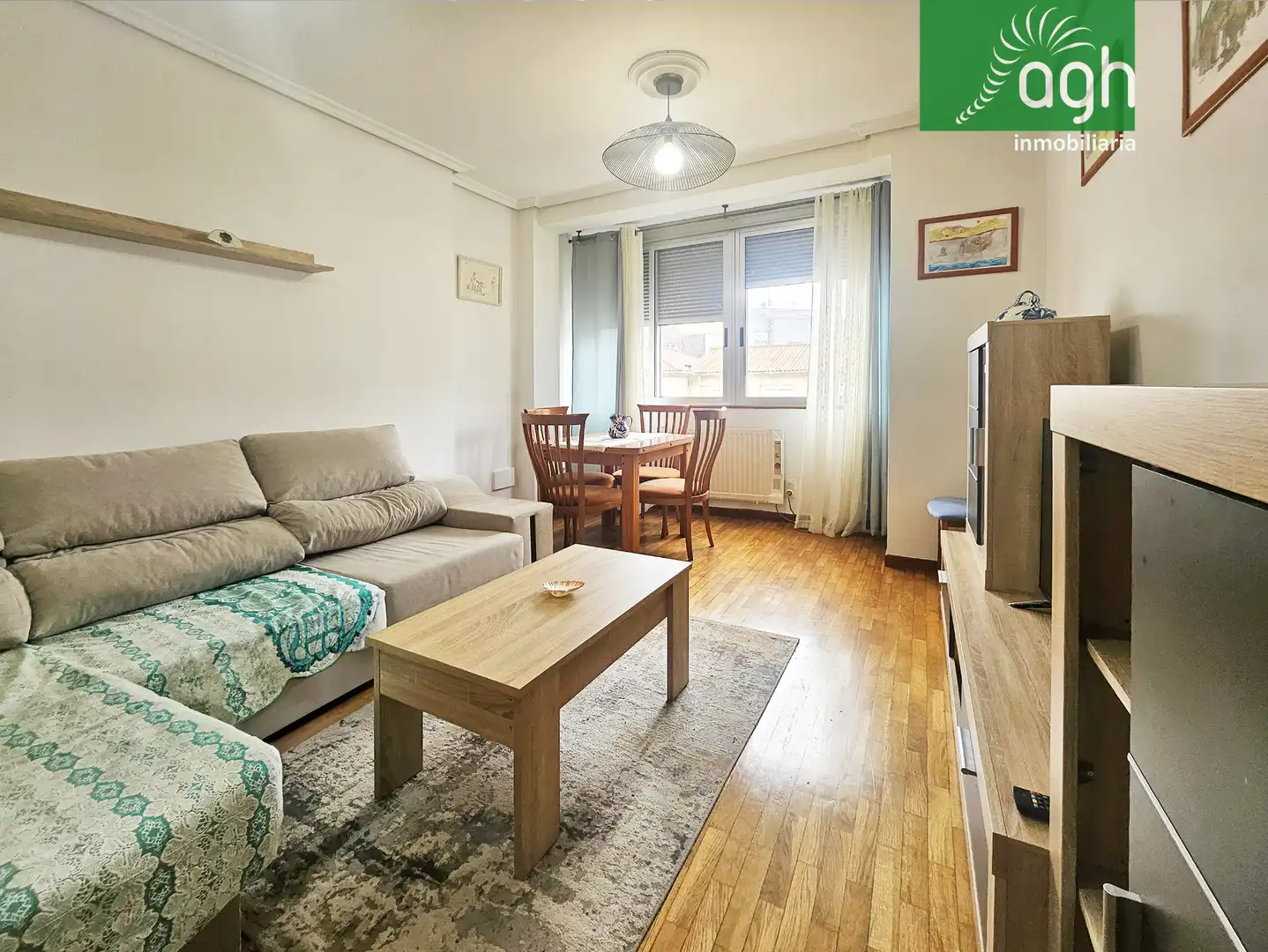 Exterior view of Flat for rent in A Coruña Capital   with Heating, Furnished and Oven