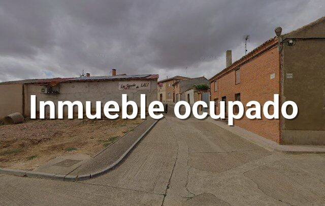 Casa adosada en Venta en CL MAYOR en Castromocho