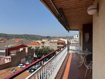 Appartamento con balcone in vendita a del Metge Carrera