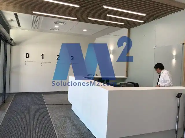 Oficina de lloguer a Valportillo Primera, imagen 5