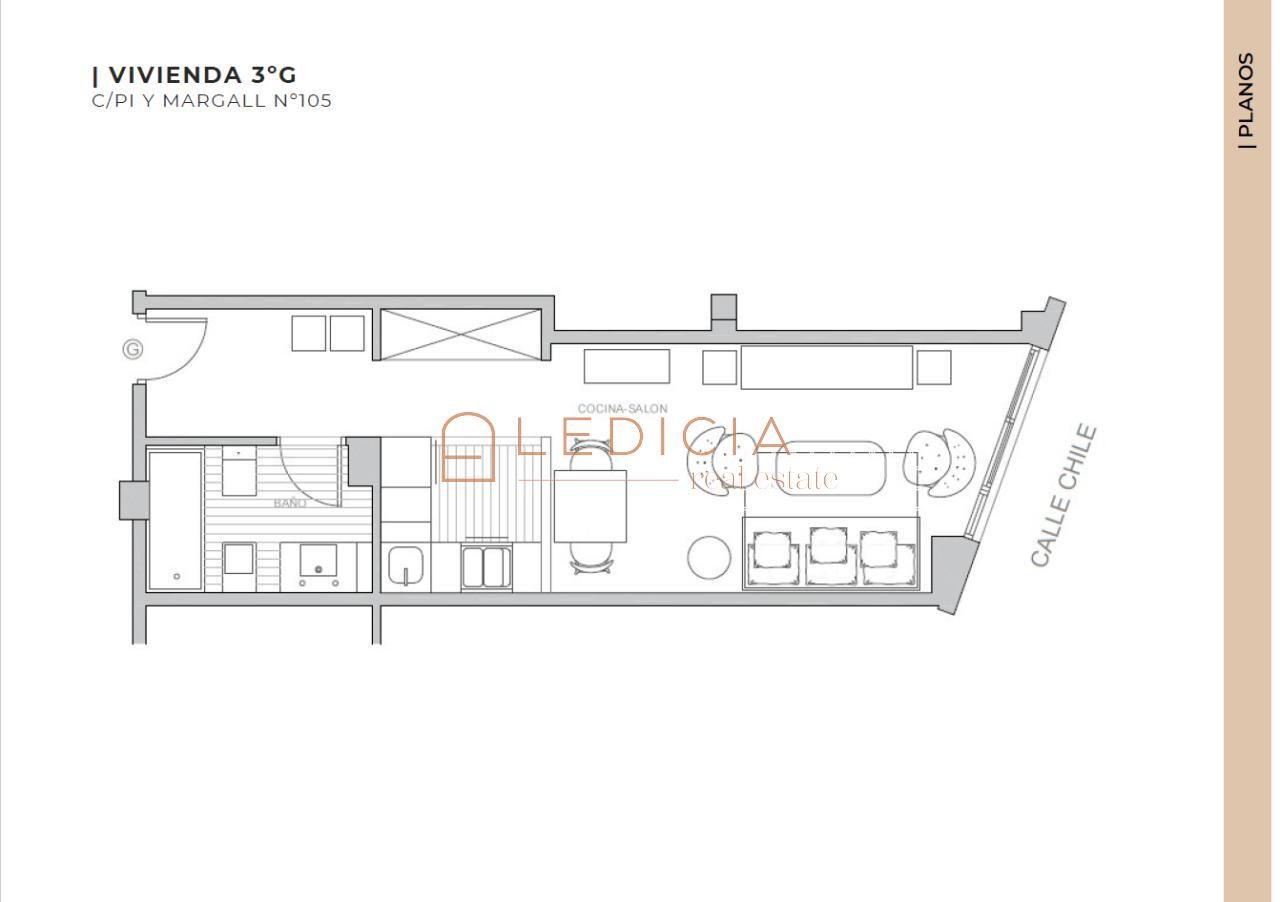 Estudio en venta en Vigo  con Calefacción, Parquet y Amueblado
