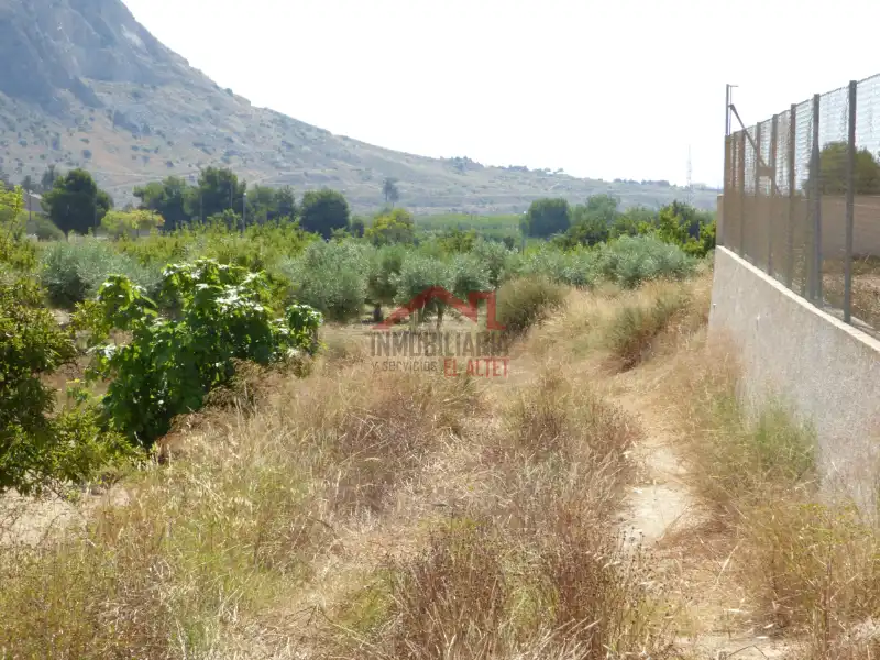 Terreno en venta en Alicante / Alacant