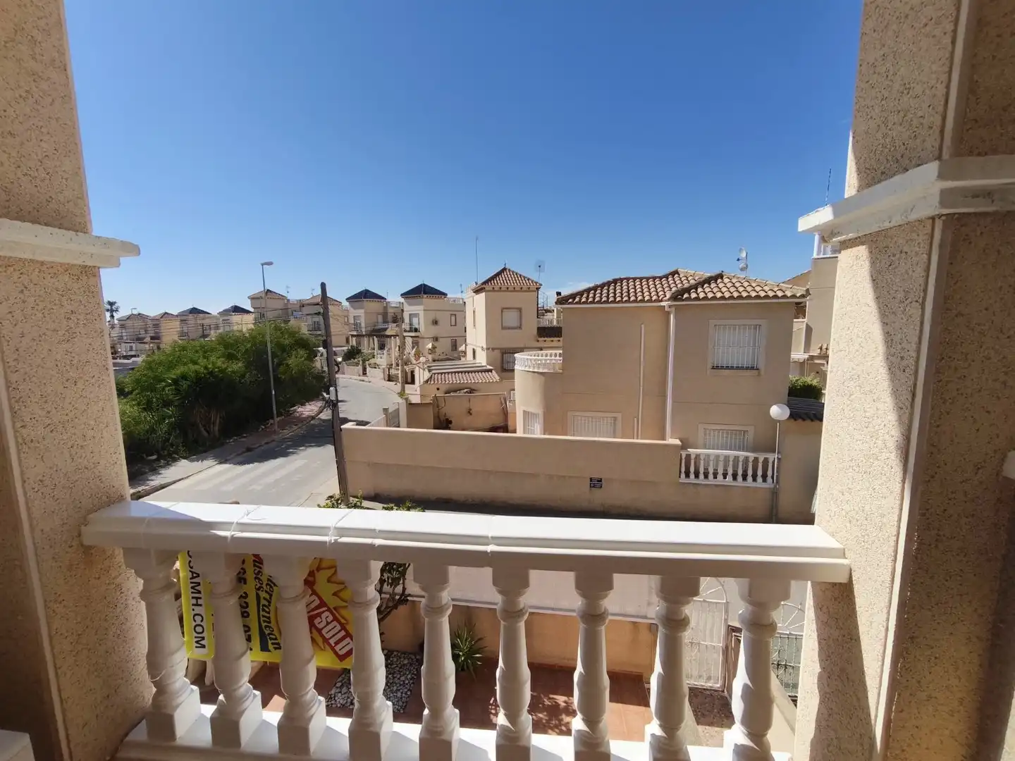 Vista exterior de Dúplex en venda en Orihuela amb Aire condicionat, Calefacció i Piscina
