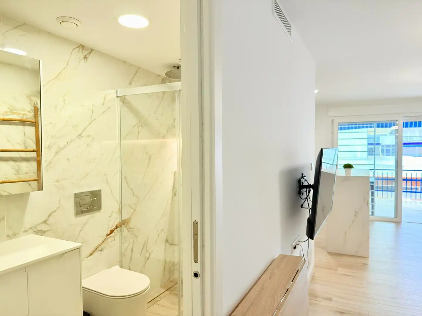 Bathroom of Apartments for sale in La Manga del Mar Menor  with Air Conditioner, Heating and Terrace