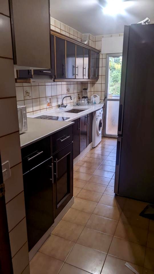 Kitchen of Flat to share in  Teruel Capital  with Furnished