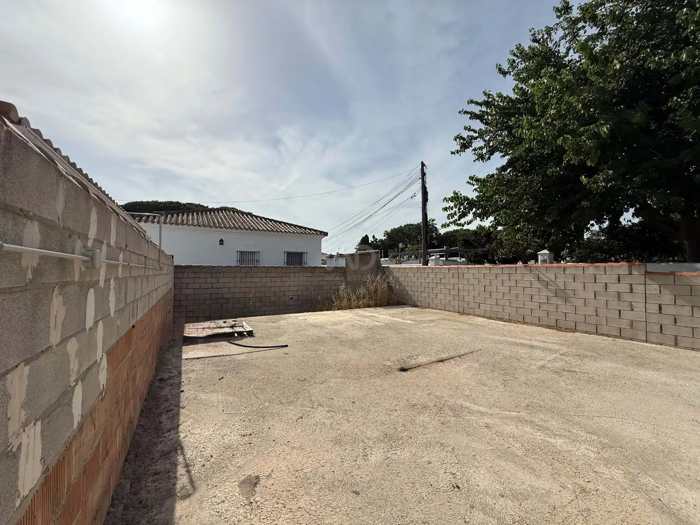 Vista exterior de Terreno en venta en Chiclana de la Frontera