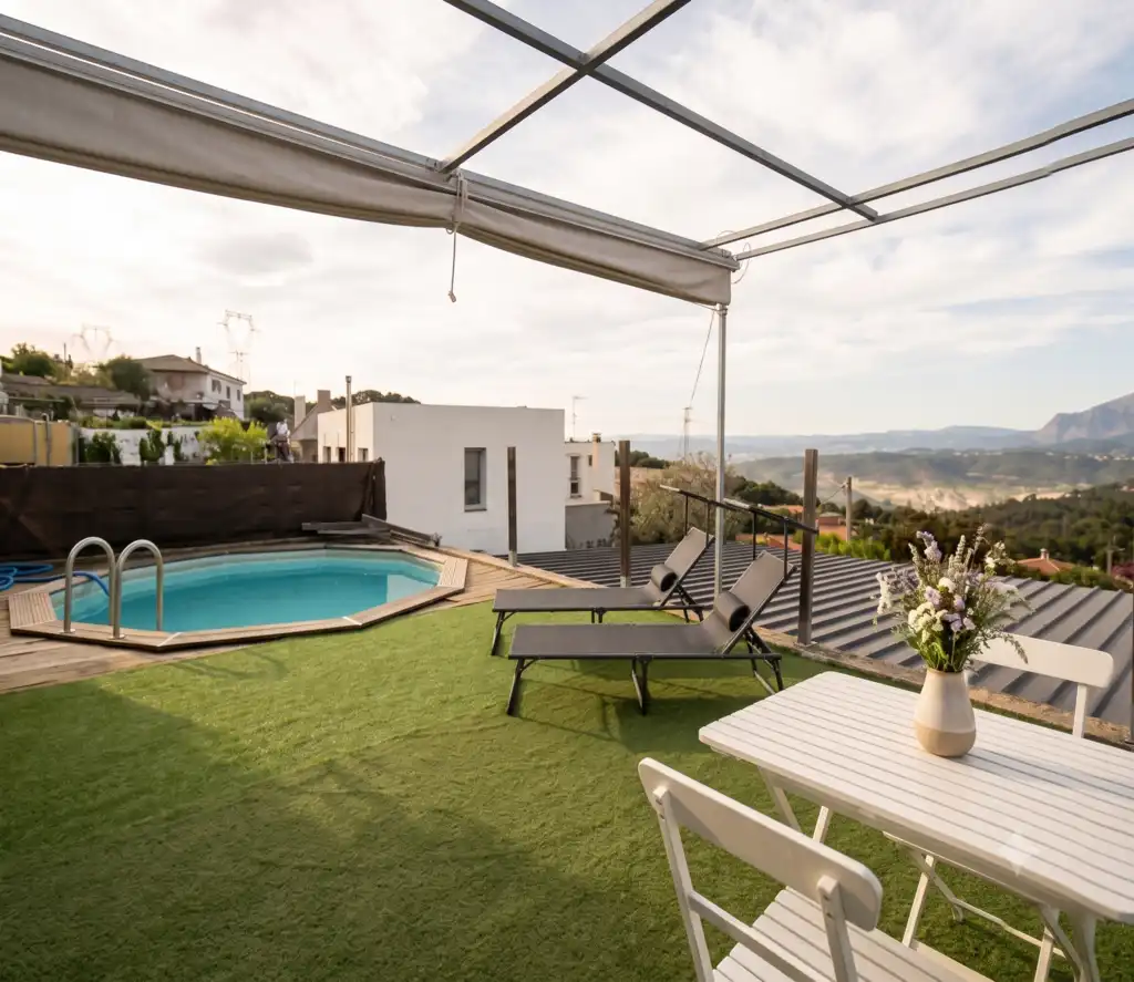 Terrassa de Casa o xalet en venda en Terrassa amb Aire condicionat, Jardí privat i Terrassa