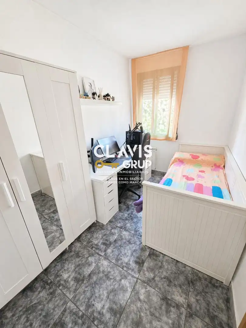 Habitación de Piso en venta en Barcelona con Aire acondicionado y Terraza