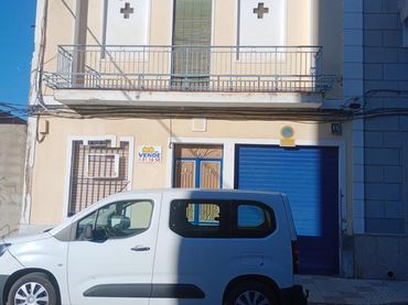 House for sale in Don Benito