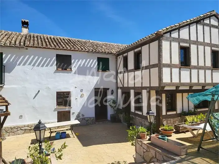 Casa rústica con piscina en venta en Algarinejo, imagen 4