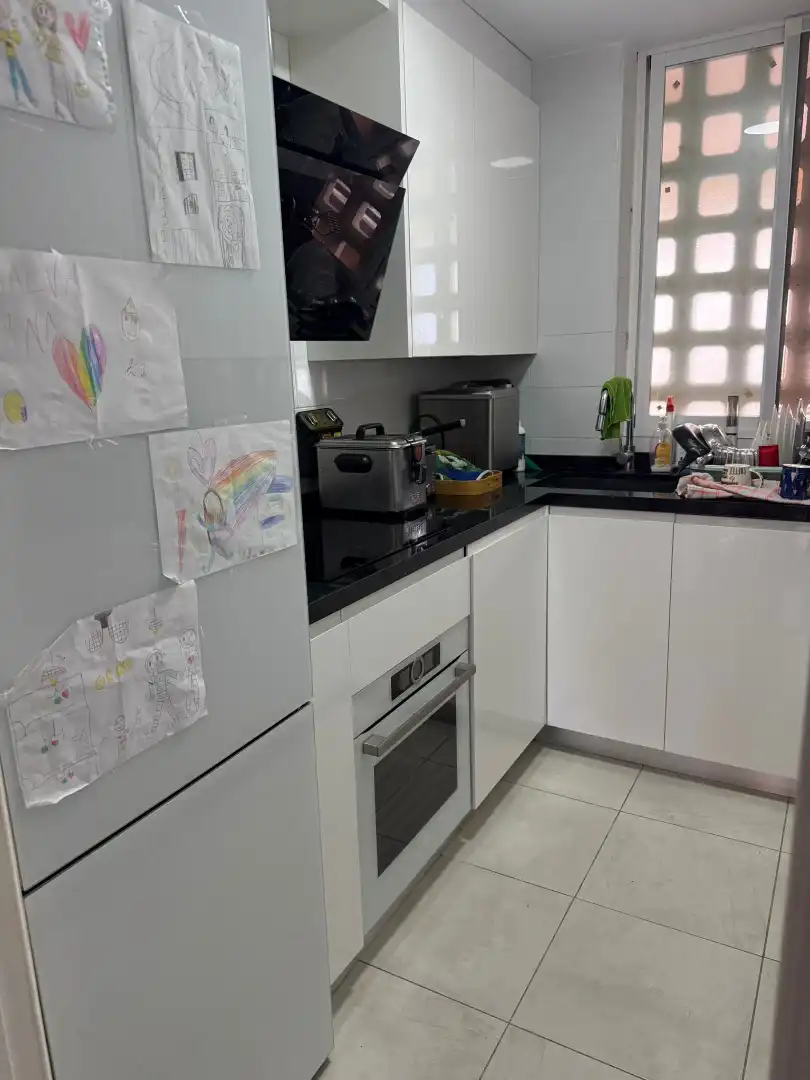 Cocina de Apartamento en venta en Benidorm con Aire acondicionado, Jardín privado y Amueblado