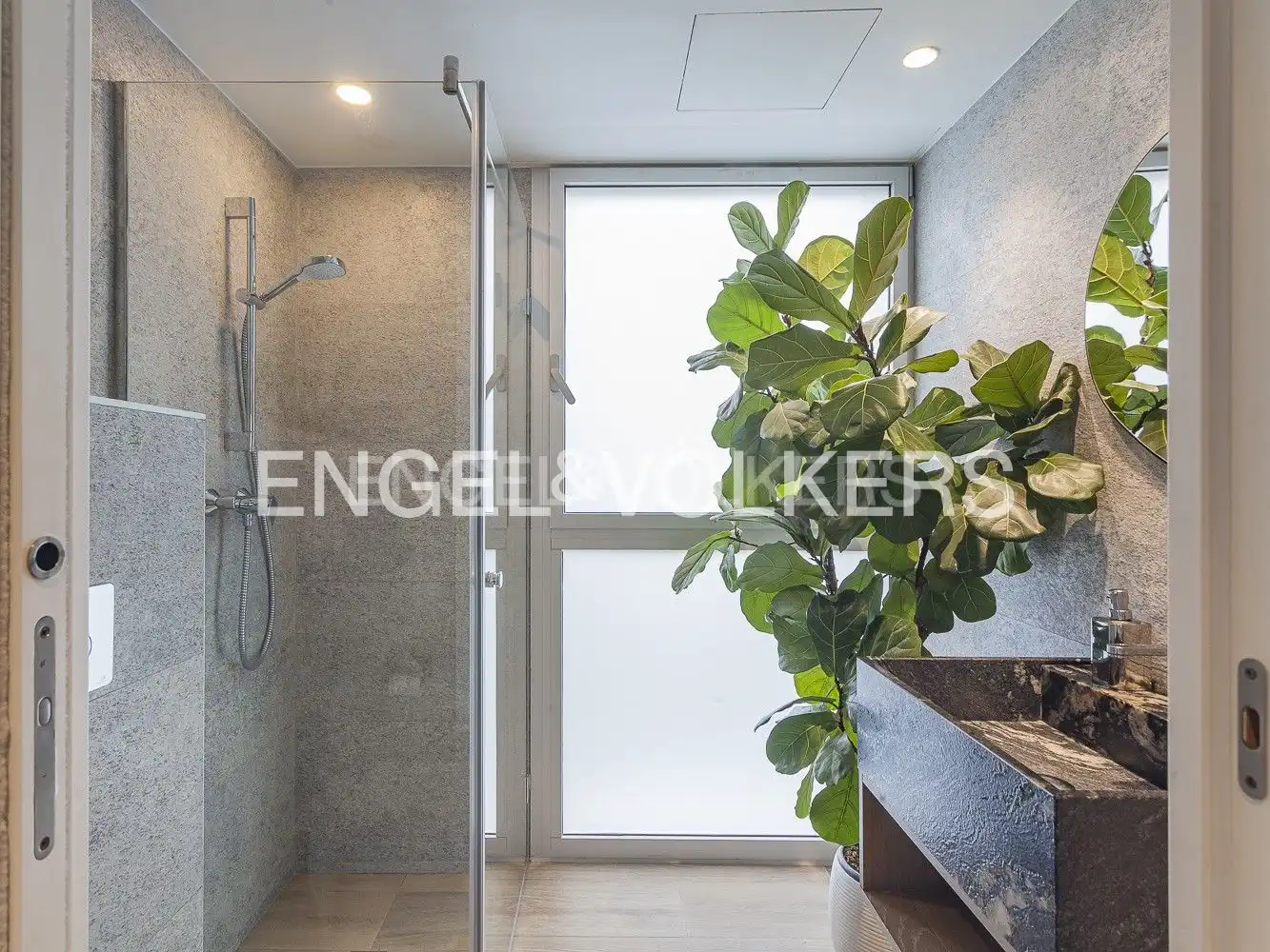 Bathroom of Attic for sale in Sant Cugat del Vallès  with Air Conditioner, Heating and Private garden