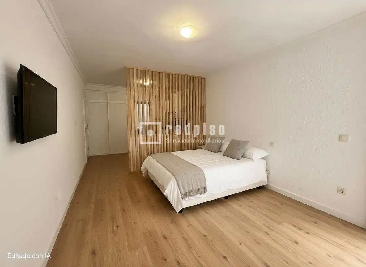 Vivienda con piscina en venta en La Cala del Moral, imagen 2