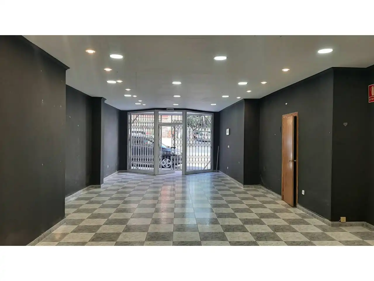Local comercial en alquiler en Calle Batle, imagen 3