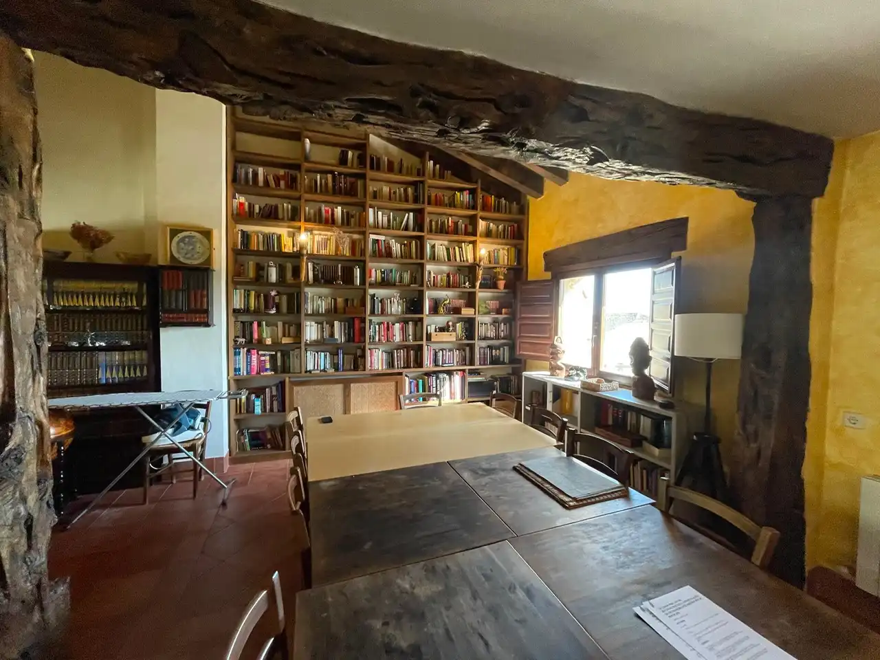 Menjador de Finca rústica en venda en Sepúlveda amb Calefacció, Jardí privat i Parquet
