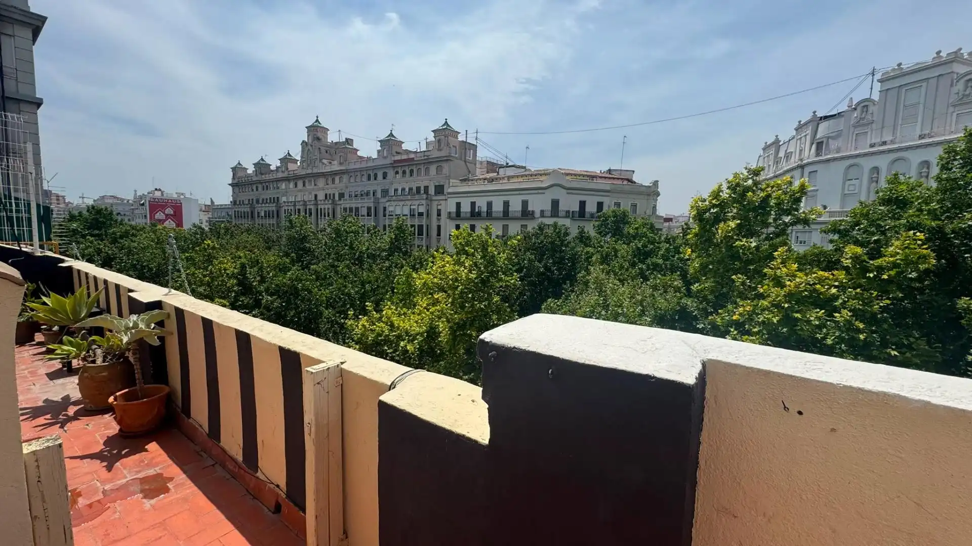 Vista exterior de Àtic de lloguer en Valencia amb Aire condicionat, Calefacció i Parquet
