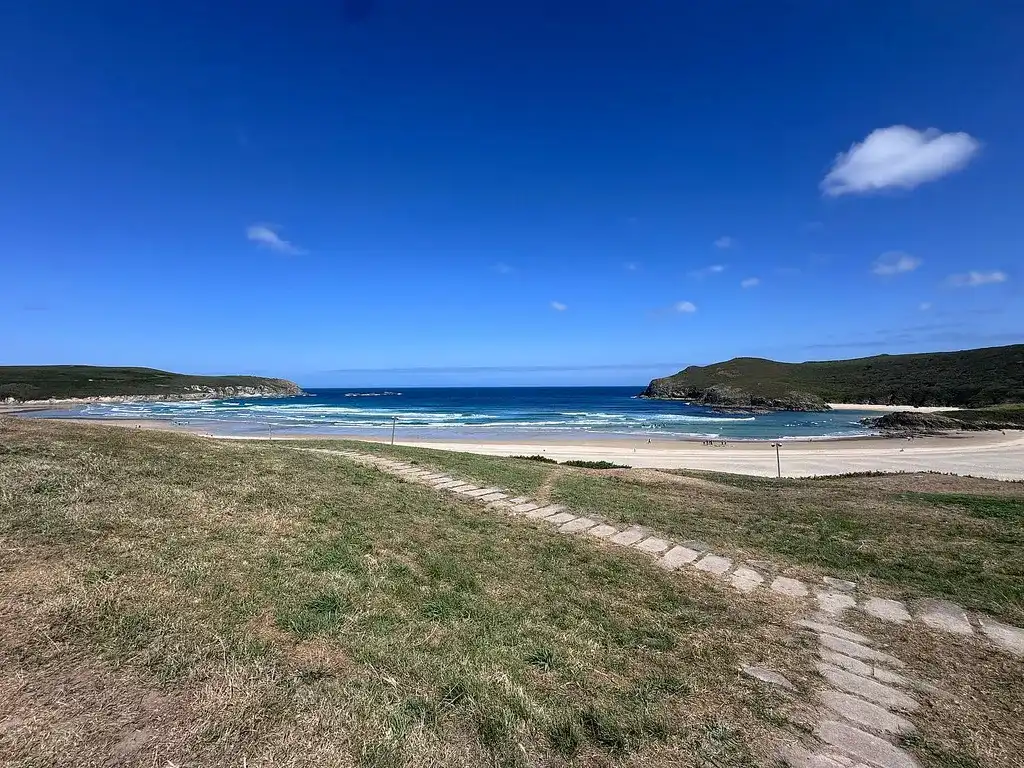 Vista exterior de Casa o xalet en venda en Valdoviño amb Jardí privat