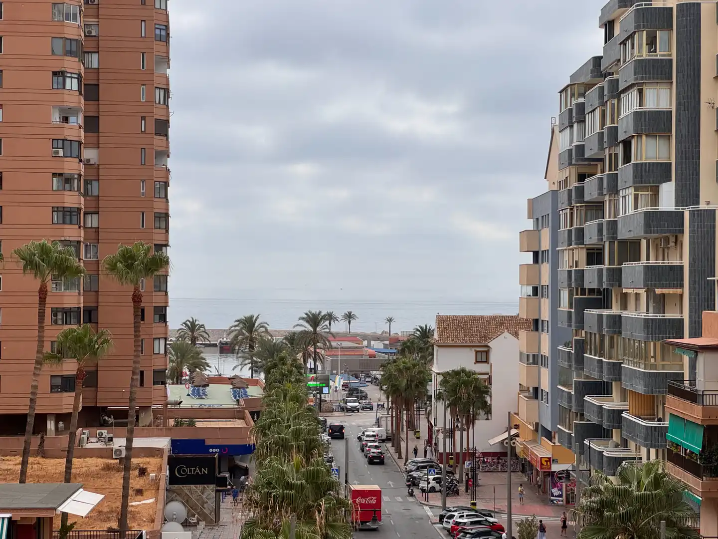 Oficina de alquiler en Avenida Ramón y Cajal, 2, Puerto Deportivo