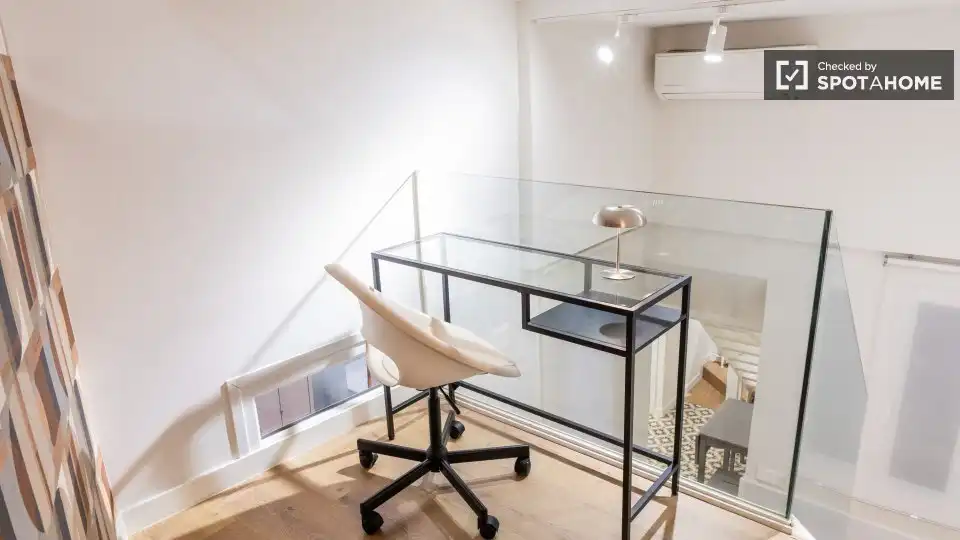 Appartamento con terrazza in affitto a Chamberí, imagen 17