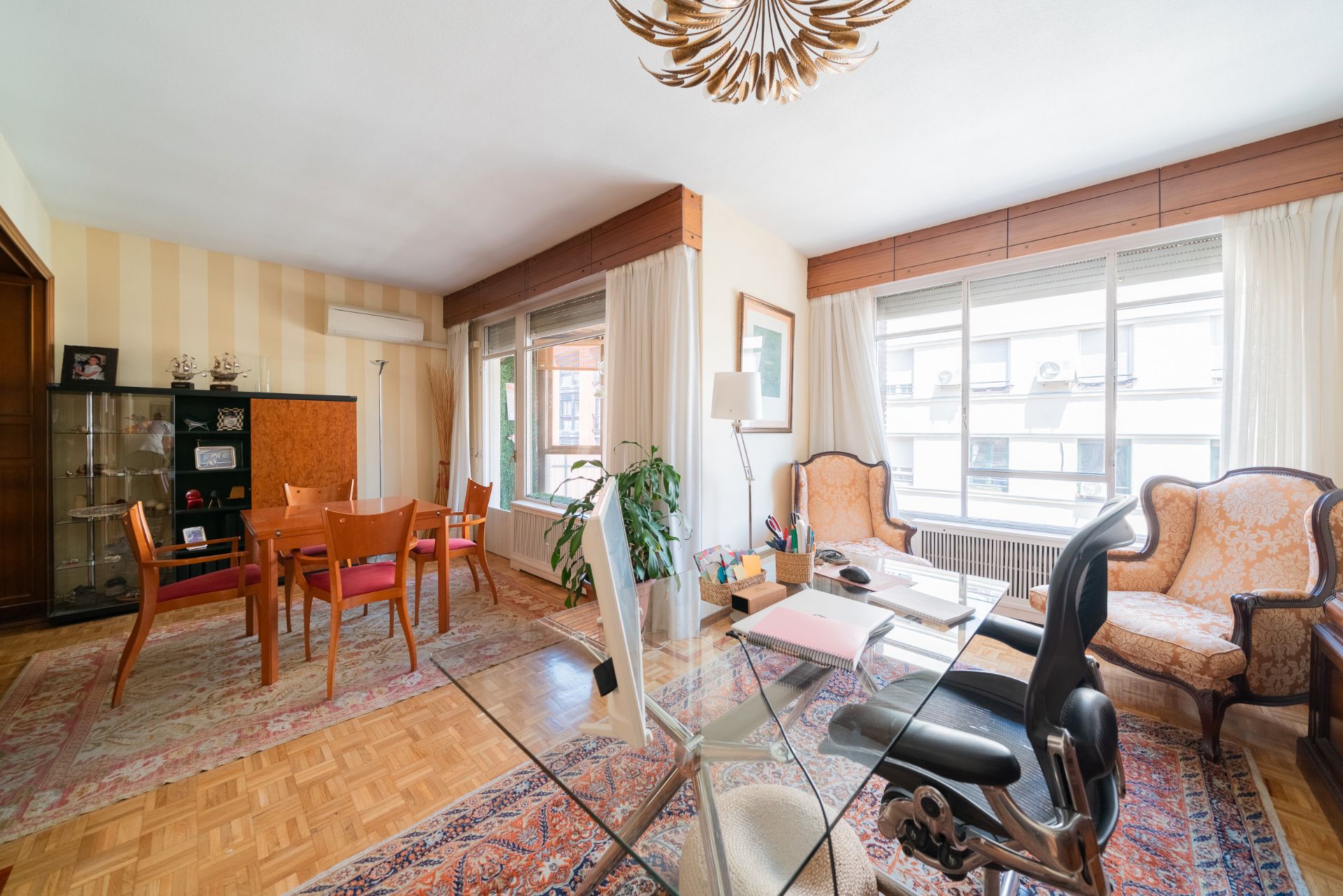 Living room of Flat for sale in  Madrid Capital  with Air Conditioner, Heating and Terrace